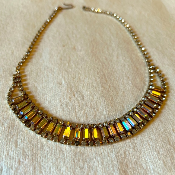 Vintage 1950’s  Baguette cut Aurora Borealis choker. Shepherds hook EUC - Picture 5 of 9